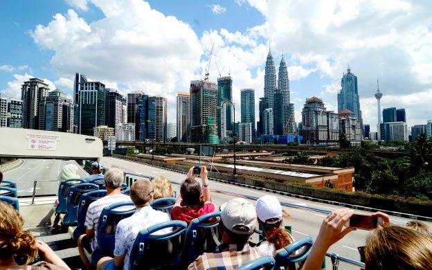 bus tour in kuala lumpur